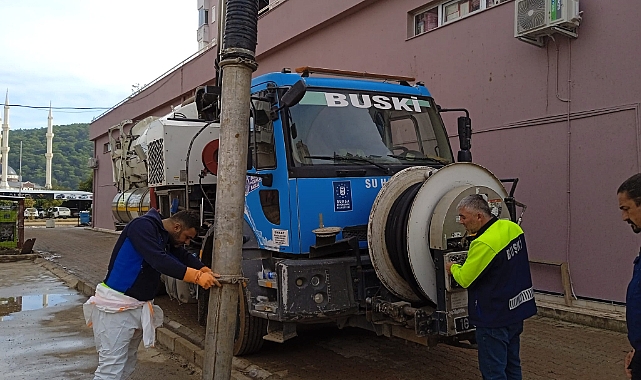 BUSKİ ekipleri Antalyalılar'ın hizmetinde