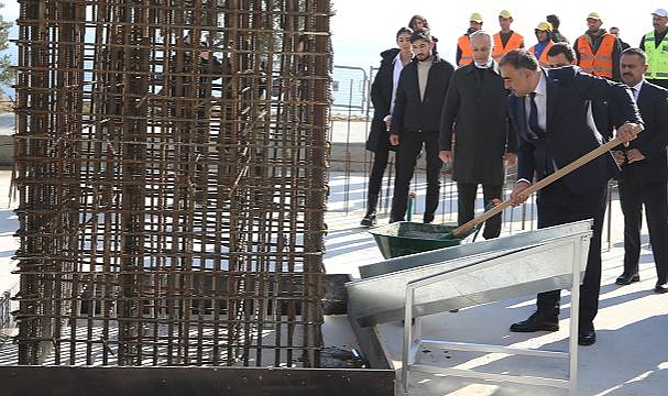 Çanakkale'de şehit olan Azerbaycanlı askerler için yapılacak anıtın temeli atıldı