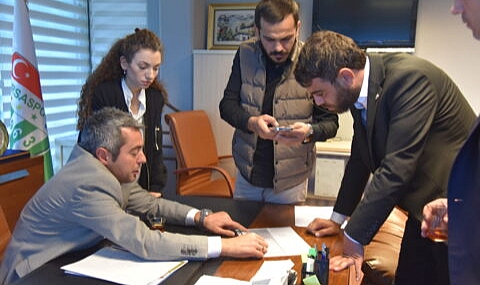 Emin Adanur tüm alacaklarını kulübe bağışladı