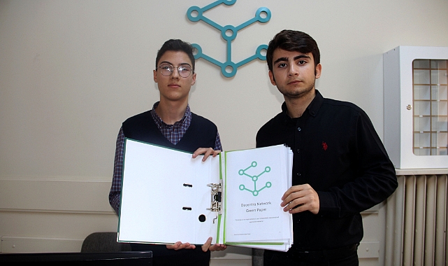 İki lise öğrencisi Türkiye'de bir ilki başardı