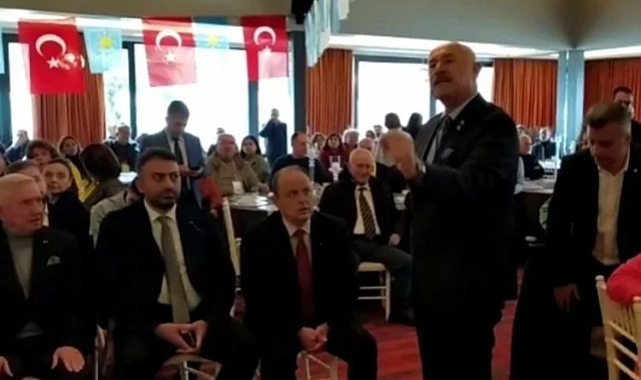 İYİ Parti Nilüfer Kongresi'nde Atatürk tepkisi