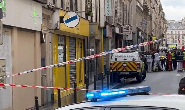 Paris'te silahlı saldırı: İki ölü, dört yaralı
