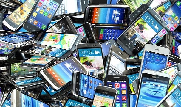 Teklif Meclis’ten geçti: 1 yıl sinyal alınmayan telefonlar bloke edilecek