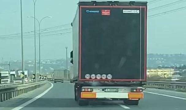 Trafiği tehlikeye atan sürücü alkollü çıktı