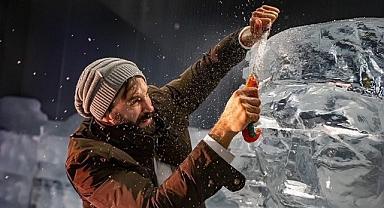 Türkiye'nin tek buz müzesi binlerce ziyaretçi ağırladı