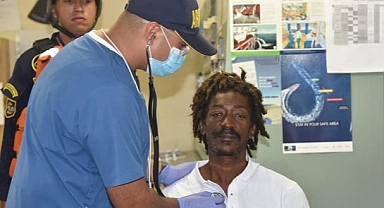 24 gün denizde kayboldu, ketçapla hayatta kaldı