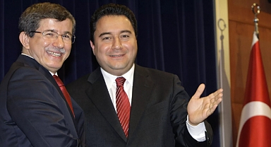 Ahmet Hakan: Babacan ve Davutoğlu içlerindeki komedi cevherini, bu zamana kadar nasıl bastırmışlar?