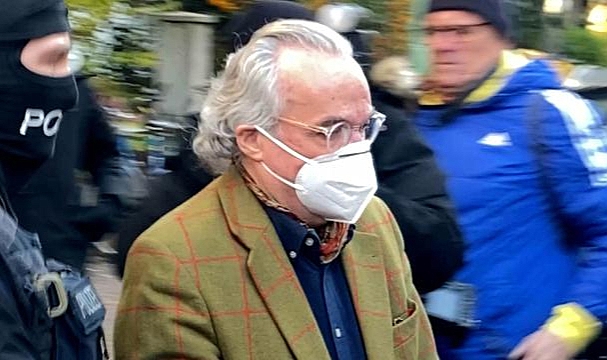 Almanya'da darbe lideri şüphelisinin arazi almak için devletle sözleşme imzaladığı ortaya çıktı
