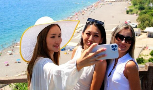 Antalya'ya 13 milyon turist geldi
