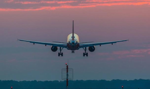 Avrupa'nın başkentinde gece uçuşu yasaklanıyor