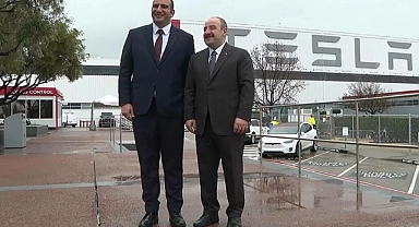 Bakan Varank: Tesla, Türkiye pazarına girmek istiyor