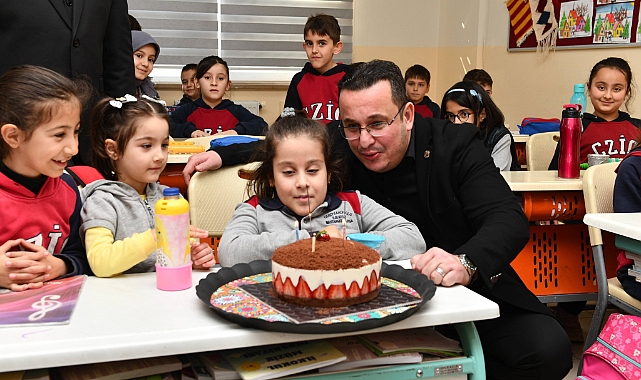 Başkan Kanar'dan 'Özel' doğum günü sürprizi