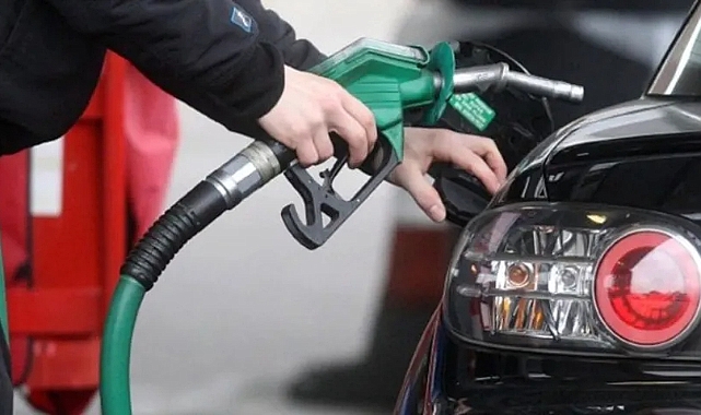 Benzine yine zam geliyor