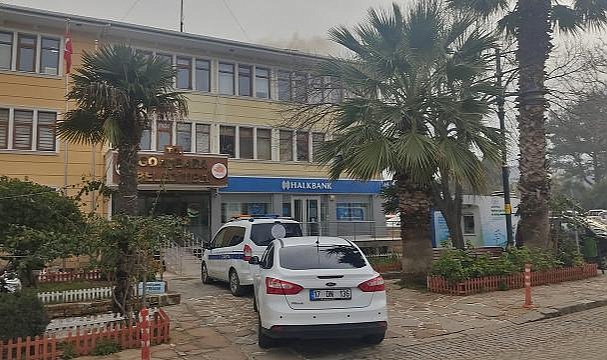 Gökçeada'da rüşvet operasyonu: Belediye başkanı gözaltına alındı