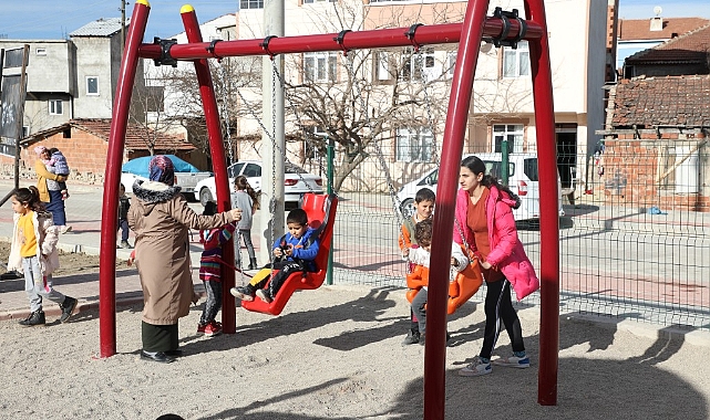 Huzur Mahallesi'nde 2 yeni park hizmete girdi