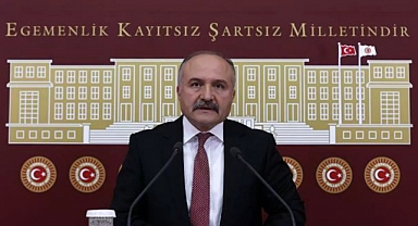 İYİ Parti, başörtüsünün yanı sıra diğer kıyafetlerle ilgili güvence getirilmesini de istedi