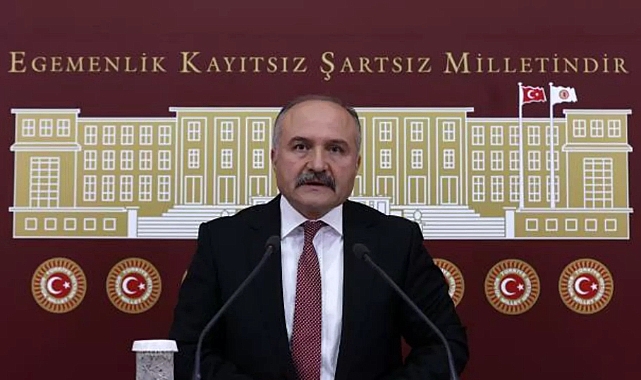 İYİ Parti, başörtüsünün yanı sıra diğer kıyafetlerle ilgili güvence getirilmesini de istedi