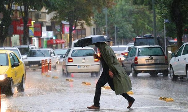 Kıyı Ege sağanak uyarısı
