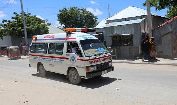 Somali'de bombalı araçla saldırı: 3 ölü