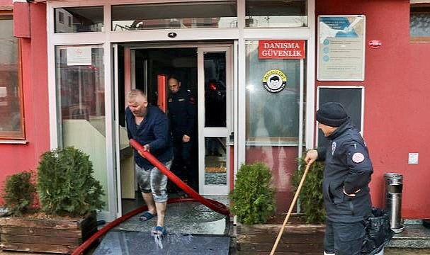 Trabzon'da öğrenci yurdunda yangın