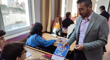 TYT ve AYT sınavına girecek öğrencilerin soru bankaları Kestel Belediyesi’nden