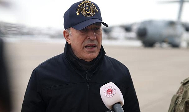 Bakan Akar: Sığınmacı akını iddiaları gerçek dışı