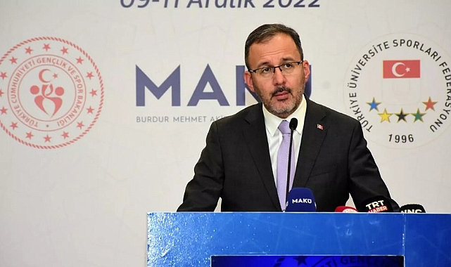 Bakan Kasapoğlu: Tüm ulusal spor organizasyonları ikinci bir açıklamaya kadar durduruldu