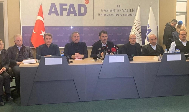 Bakan Kurum depremle ilgili son bilgileri paylaştı: '10 ilde 307 bin 763 bina incelendi'