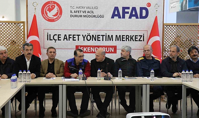 Bakan Soylu'dan enkaz kaldırma çalışmalarının hızlandırılması talimatı