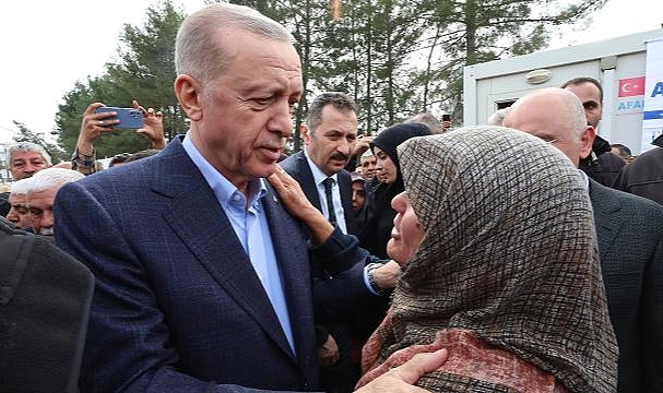 Cumhurbaşkanı Erdoğan: Ata yurdunuzu asla kalıcı olarak terk etmeyin