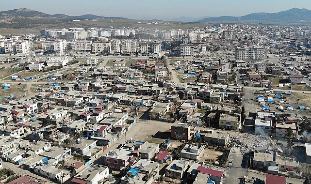 Depremden büyük zarar gören Nurdağı tamamen yıkılacak