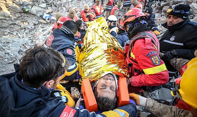 Hatay'da enkaz altında kalan kişi, 149'uncu saatte kurtarıldı