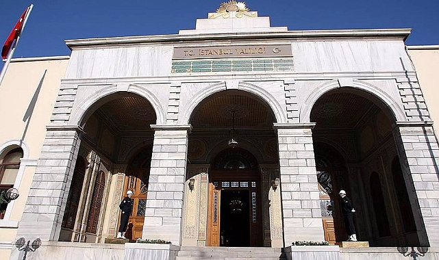 İstanbul Valiliği: 93 riskli okul binasında eğitim gören öğrenciler, güvenli okullara nakledilecek