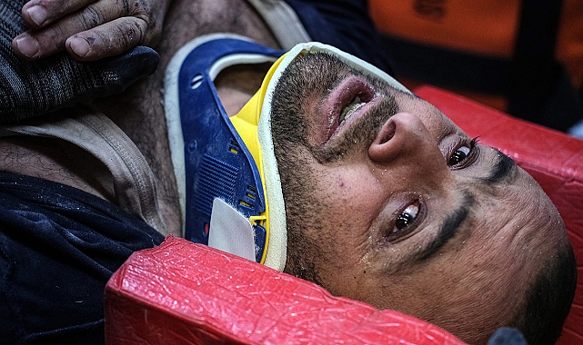 Kahramanmaraş'ta 87 saat sonra enkazdan evli çift sağ çıkarıldı