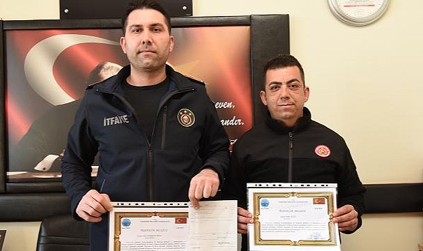Kurtarma ekibi görev harcırahlarını depremzedelere bağışladı