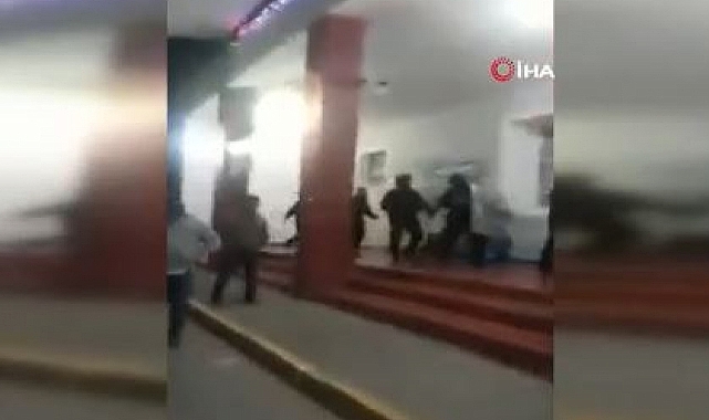 Meksika'da halk belediye başkanını kaçırdı