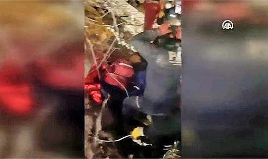 Mucize kurtuluşlar peş peşe geldi: 260. saatte de Osman sağ kurtarıldı