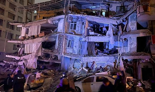 Siyasilerden Kahramanmaraş depremiyle ilgili