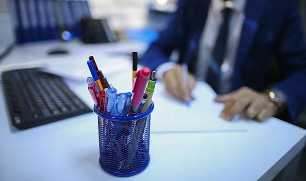 Sözleşmeli personelin geçebileceği memur kadroları belirlendi