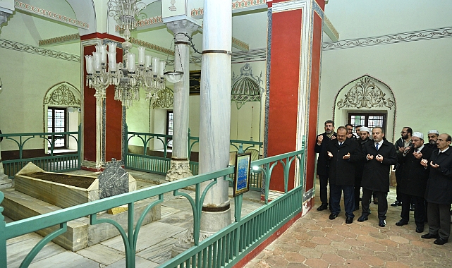 Sultan 2. Murad Han dualarla anıldı