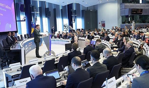 AB'nin bağışçılar konferansında Türkiye için taahhüt miktarı 6 milyar euro