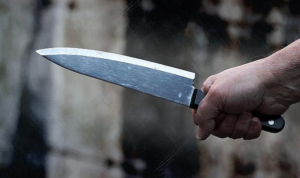 ABD'de bıçaklı kişi polis tarafından vuruldu