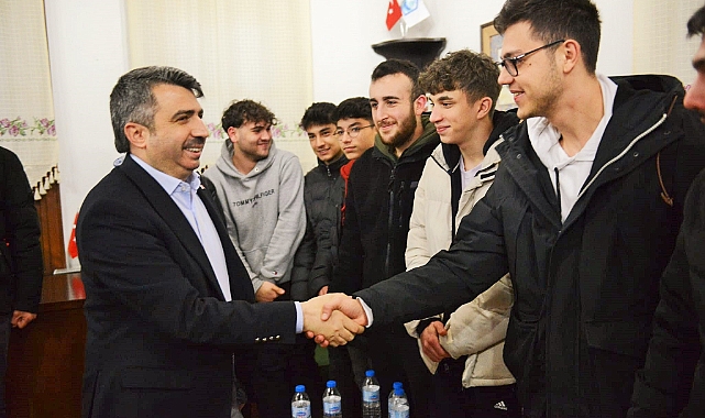 Başkan Oktay Yılmaz, Yıldırımlı gençlerle buluştu