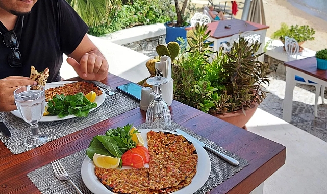 Bodrum'da fiyatlar güncellendi: Bir lahmacun 310, yanına ayran 140 lira