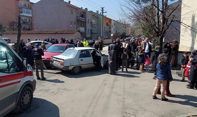 Bursa’da otomobil dehşet saçtı: Yaralılar var