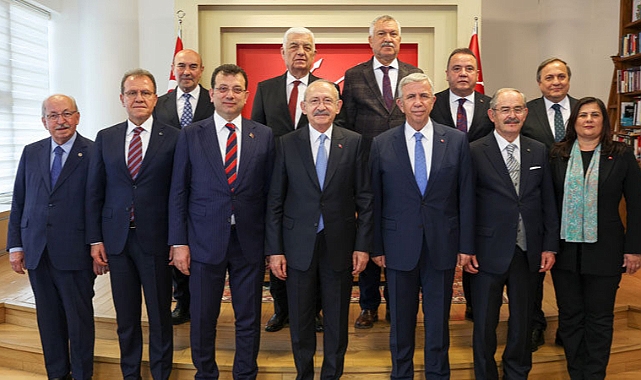 CHP'li büyükşehir belediye başkanları, Kemal Kılıçdaroğlu ile görüştü