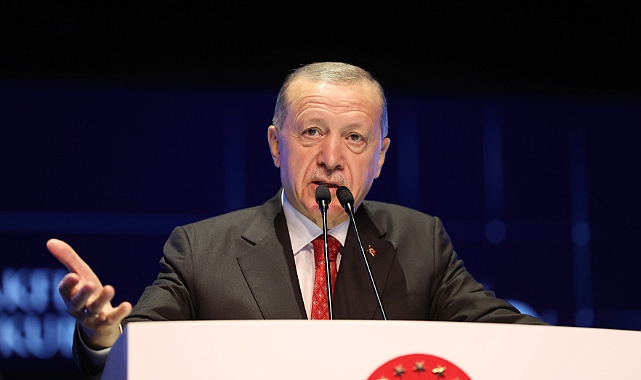 Cumhurbaşkanı Erdoğan: '14 Mayıs seçimleri tarihi bir yol ayrımına dönüşmüştür'