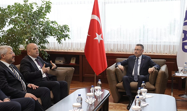 Cumhurbaşkanı Yardımcısı Oktay, Anavatan Partisi Genel Başkanı Çelebi ile görüştü