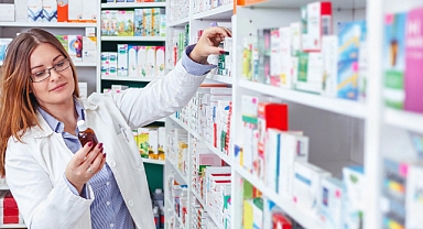 Eczacı ve eczanelere yönelik yeni düzenlemeler Resmi Gazete'de