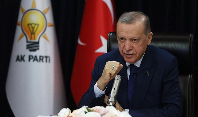 Erdoğan: Bakanları büyükşehirlerden milletvekili adayı göstereceğim